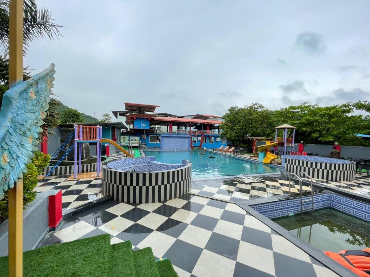 פאנבל Wayfare Sp Resort מראה חיצוני תמונה